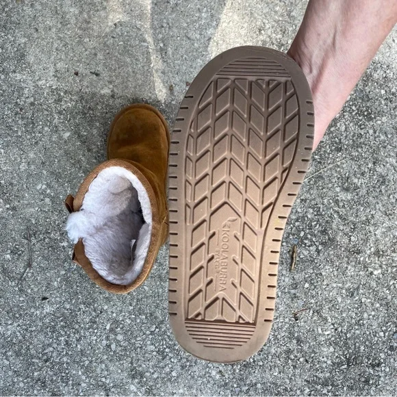 UGG Koolaburra Tall Boots - Girls Size 12 - Chestnut Brown - Bow Tie Closure - Picture 7 of 12